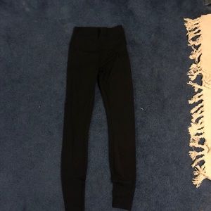Lululemon black yoga leggings